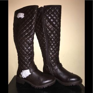 Women’s riding boots. Size 7.